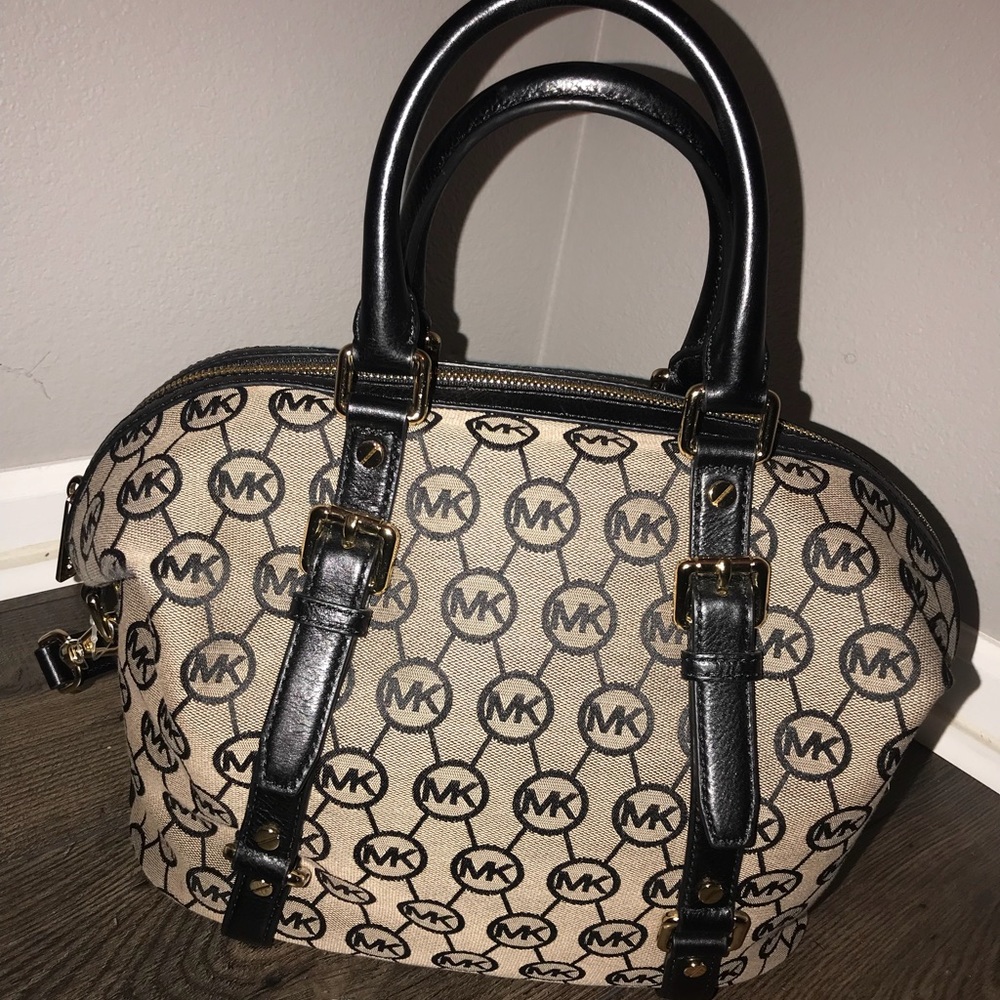 NWT Michael Kors Bedford Medium Satchel - Picture 2 of 4